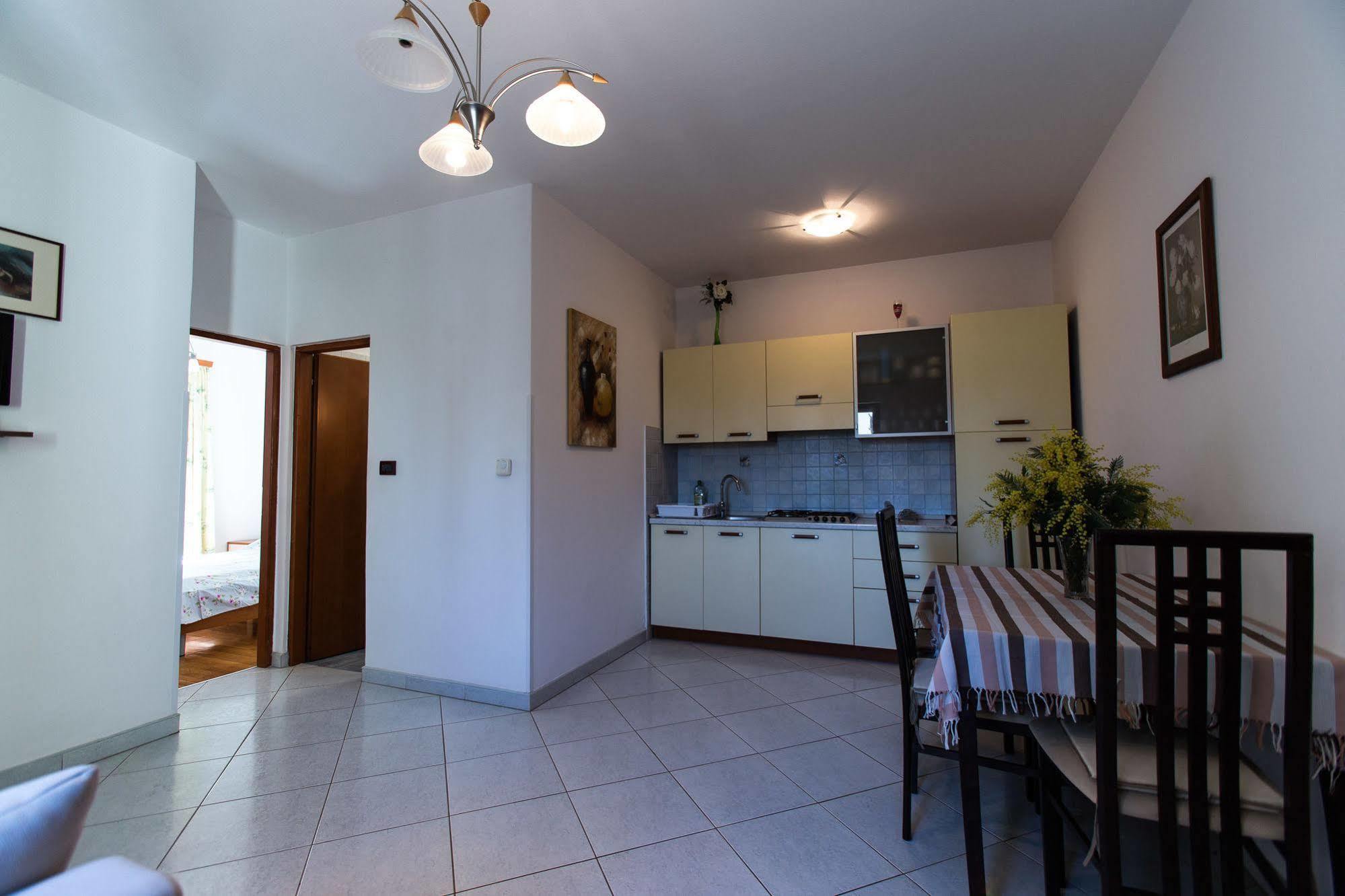Apartments Villa Mara Rovinj Kültér fotó